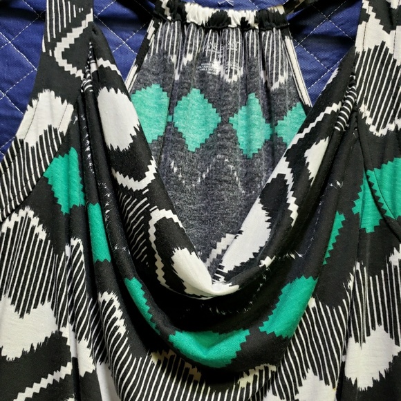 Lane Bryant Summer Top - Picture 3 of 4